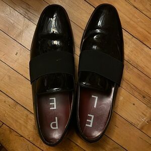 Black Perry Ellis glossy loafers size 9.5 worn only once